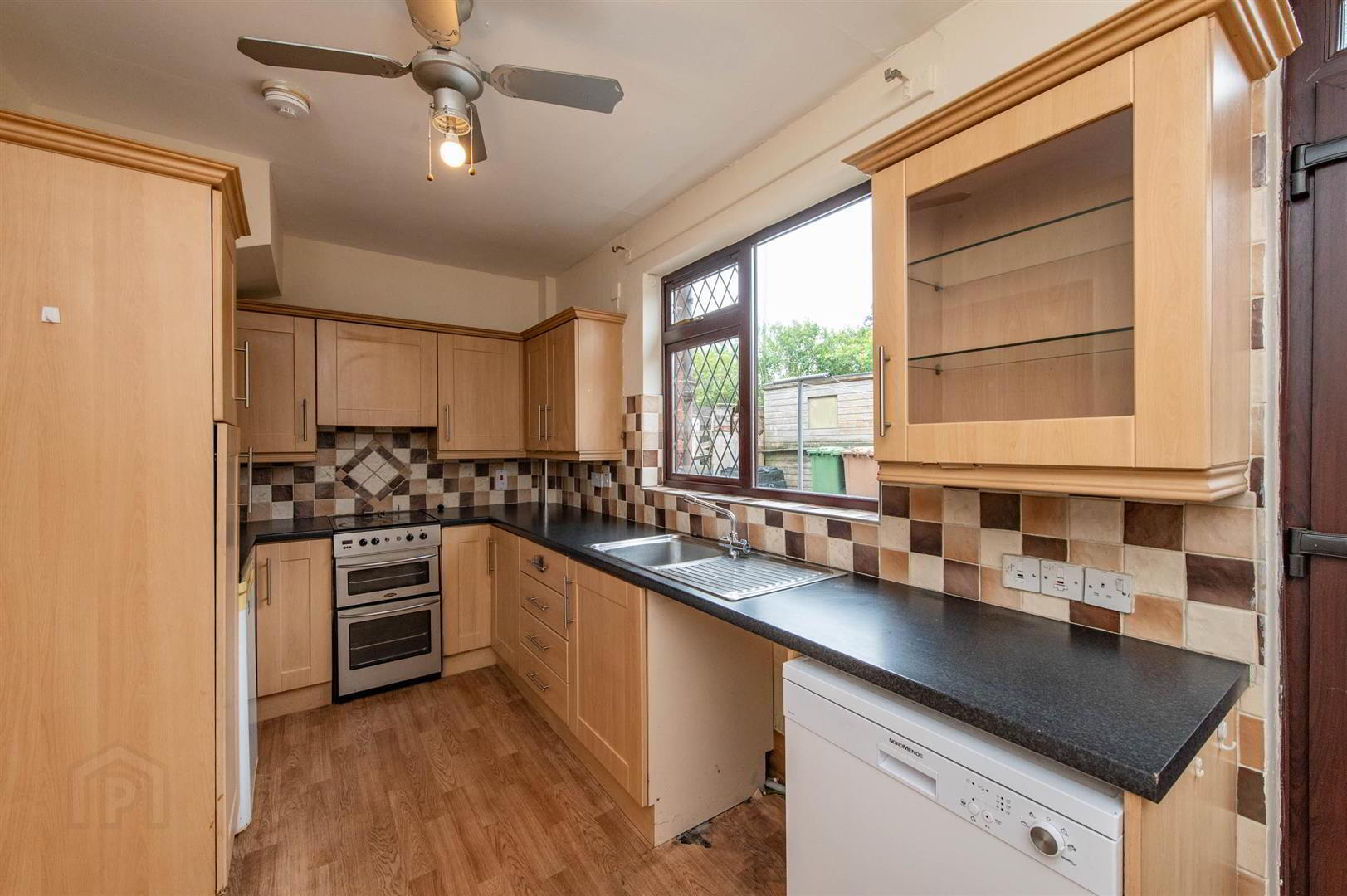 4 Edenderry Park 6 of 17
