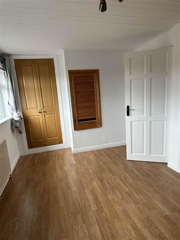 63 Moat Street 12 of 22