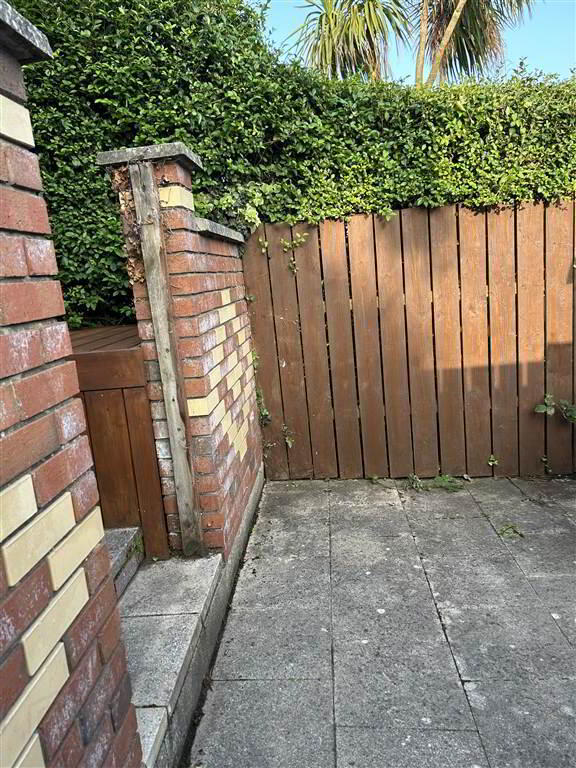 63 Moat Street 22 of 22