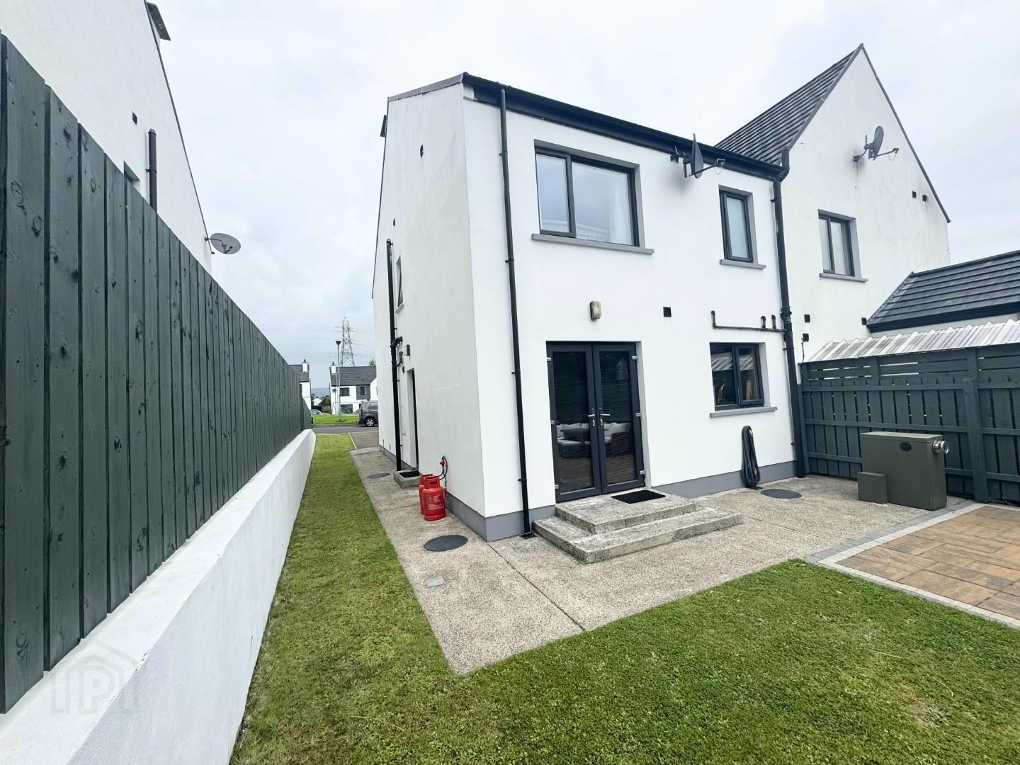 29 Tullyardan Square 18 of 18