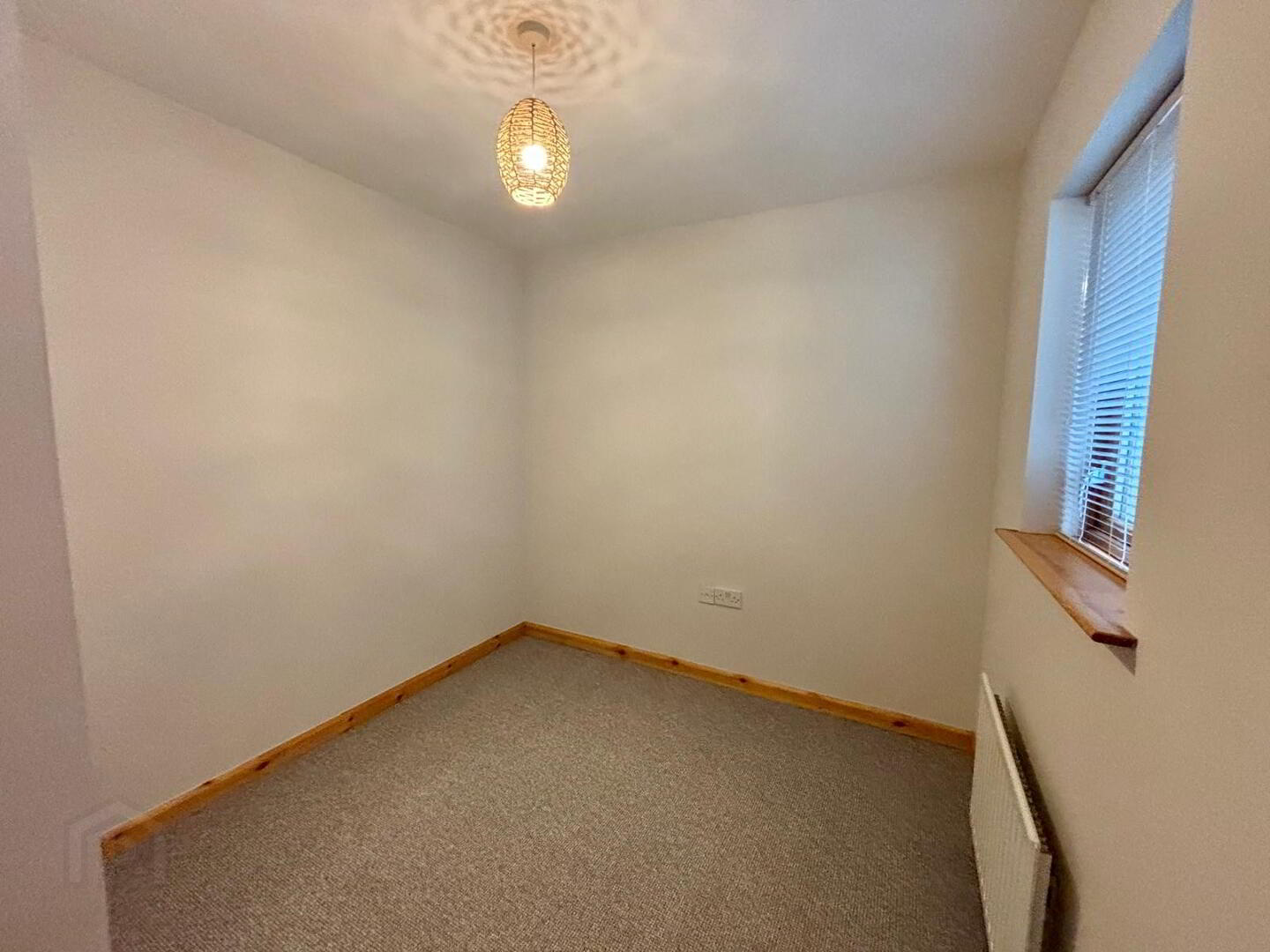 24 Shaftesbury Drive 12 of 15
