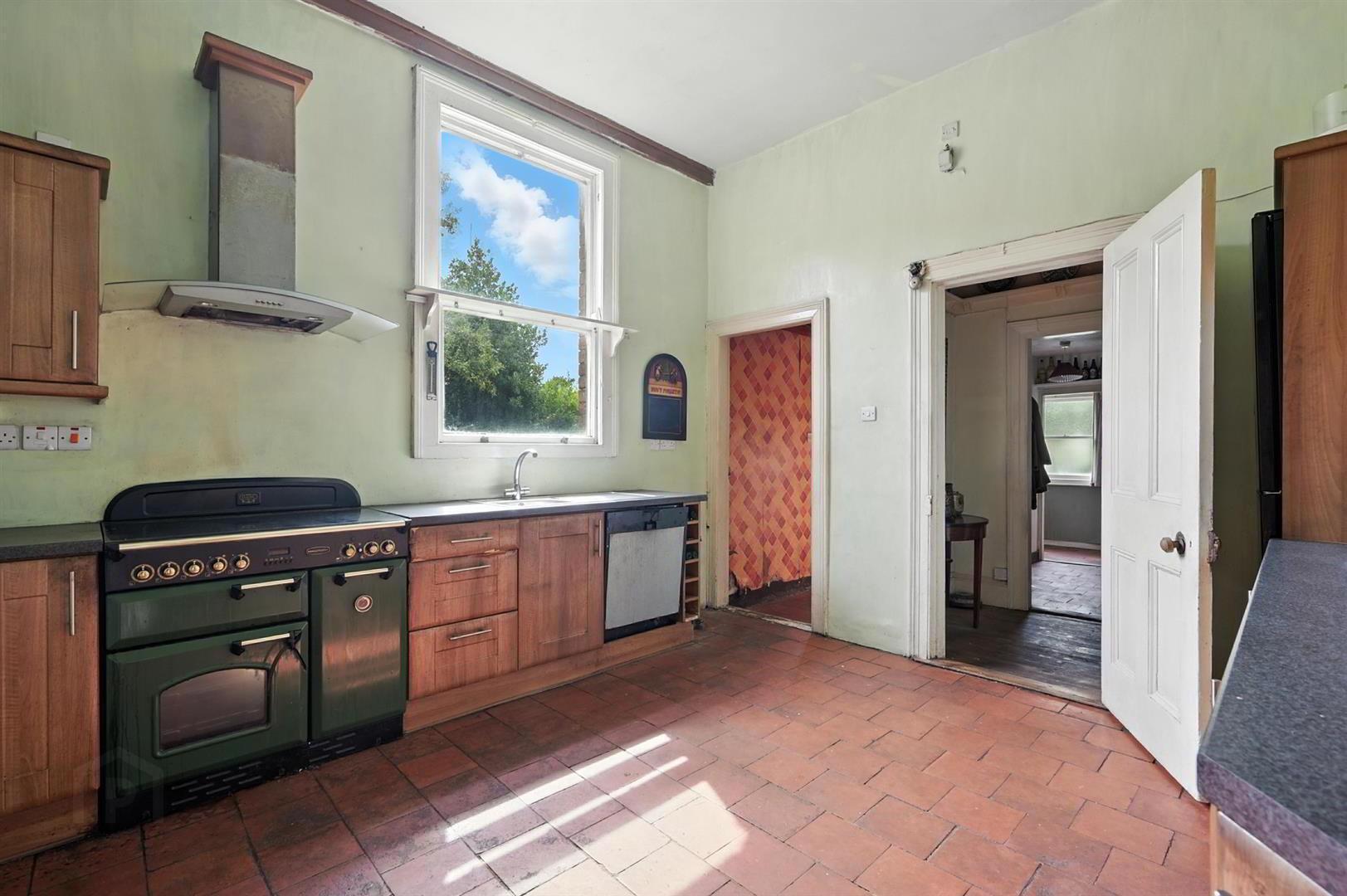 33 Marlborough Park North 8 of 18