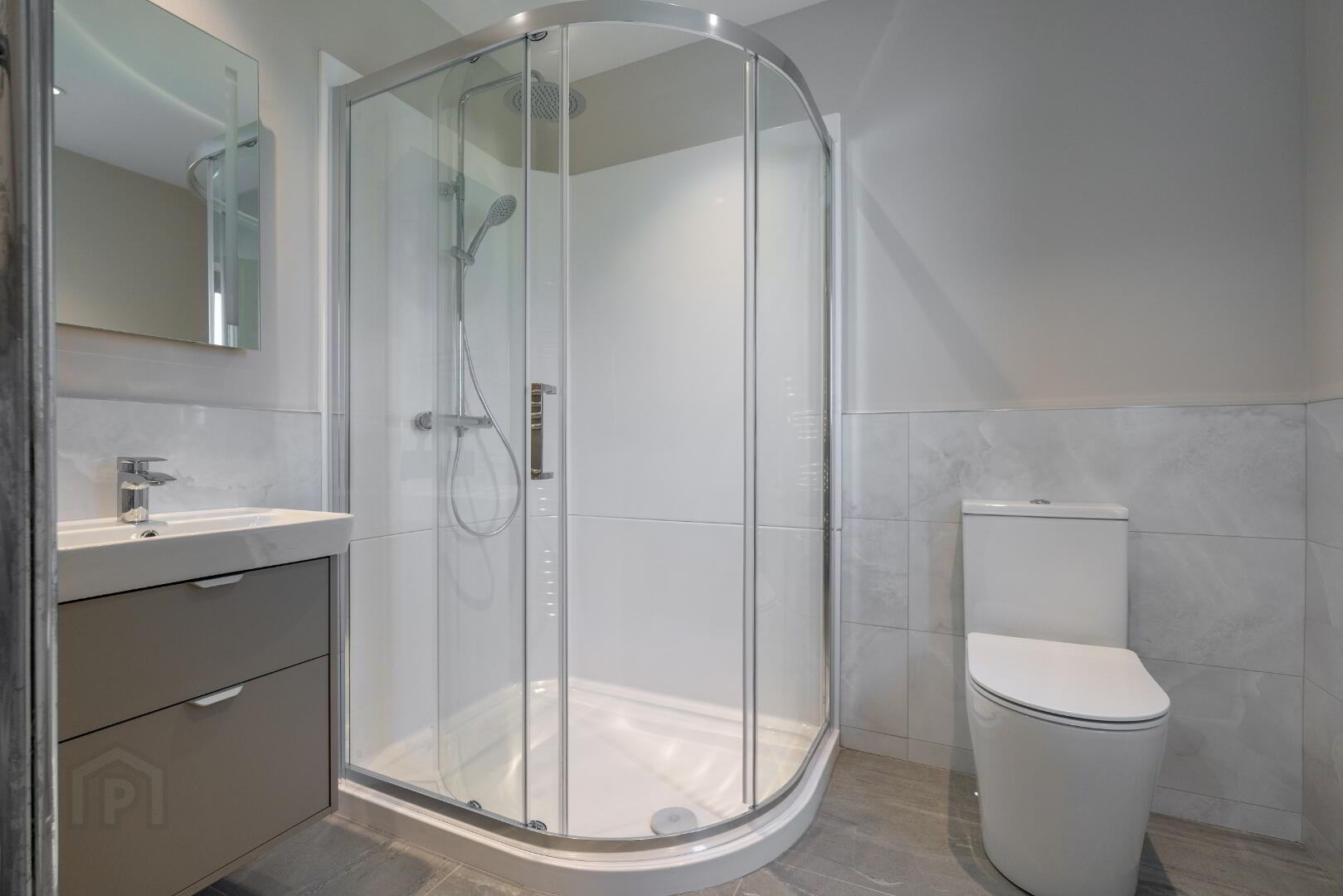 The Somerley, 1 Finlay Hall 32 of 47