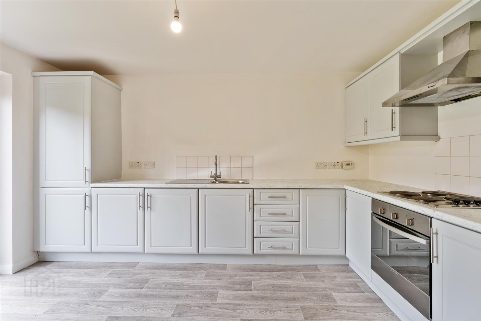 30 Bartleys Wood 6 of 19
