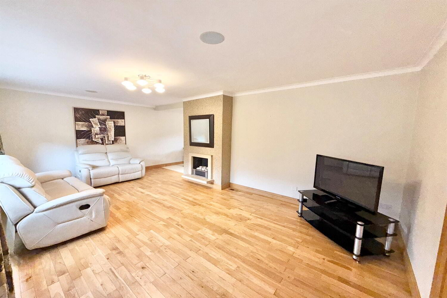 14 Strangford Avenue 6 of 17