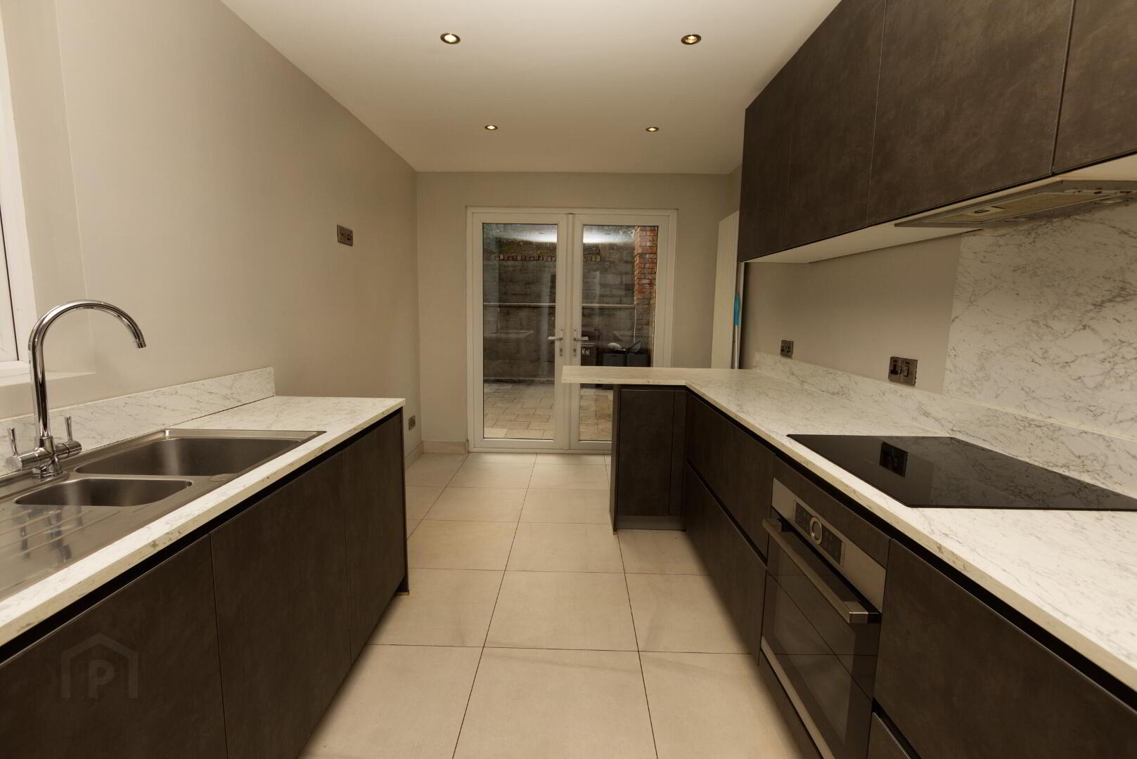 33 Southwell Road 5 of 13