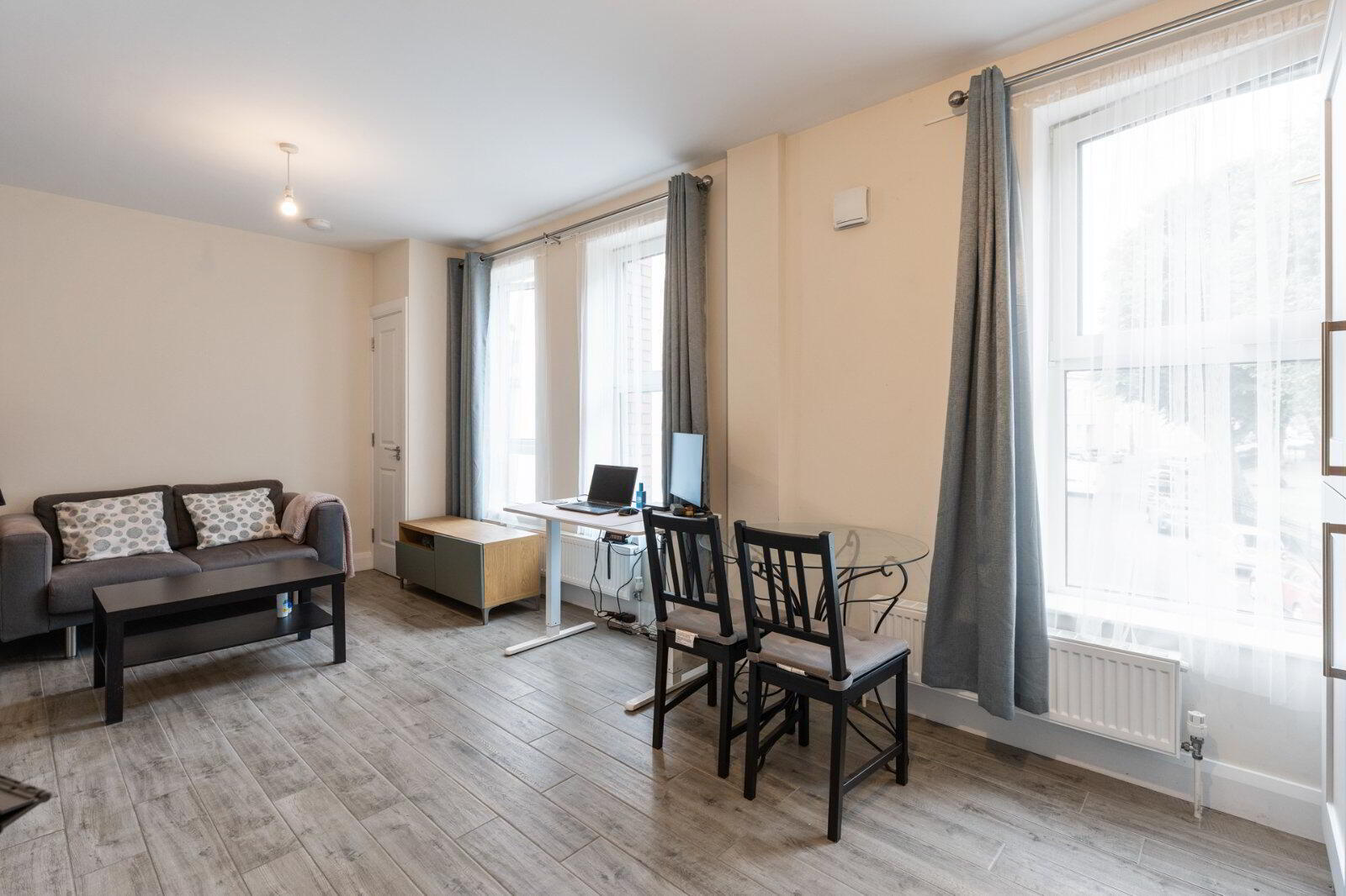 Flat 4, 6 Crescent Gardens 5 of 16