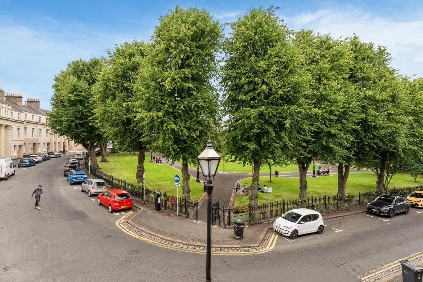 Flat 4, 6 Crescent Gardens 6 of 16