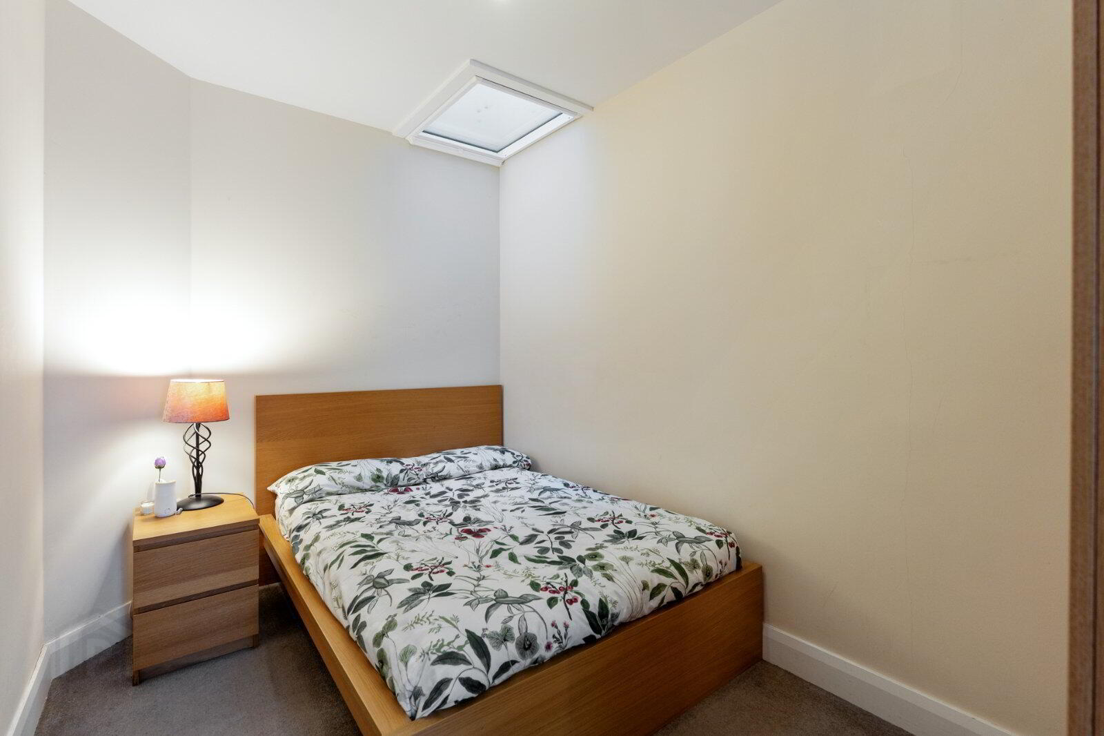 Flat 4, 6 Crescent Gardens 7 of 16