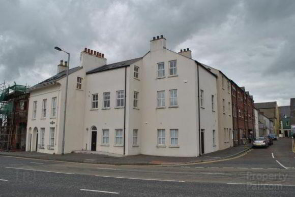 1 Cheston Close 3 of 12