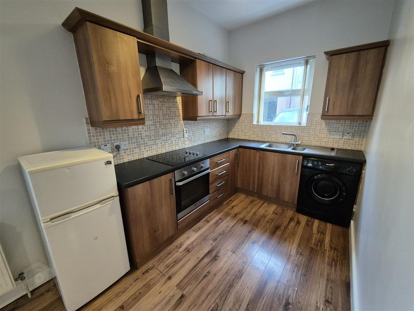1 Cheston Close 7 of 12