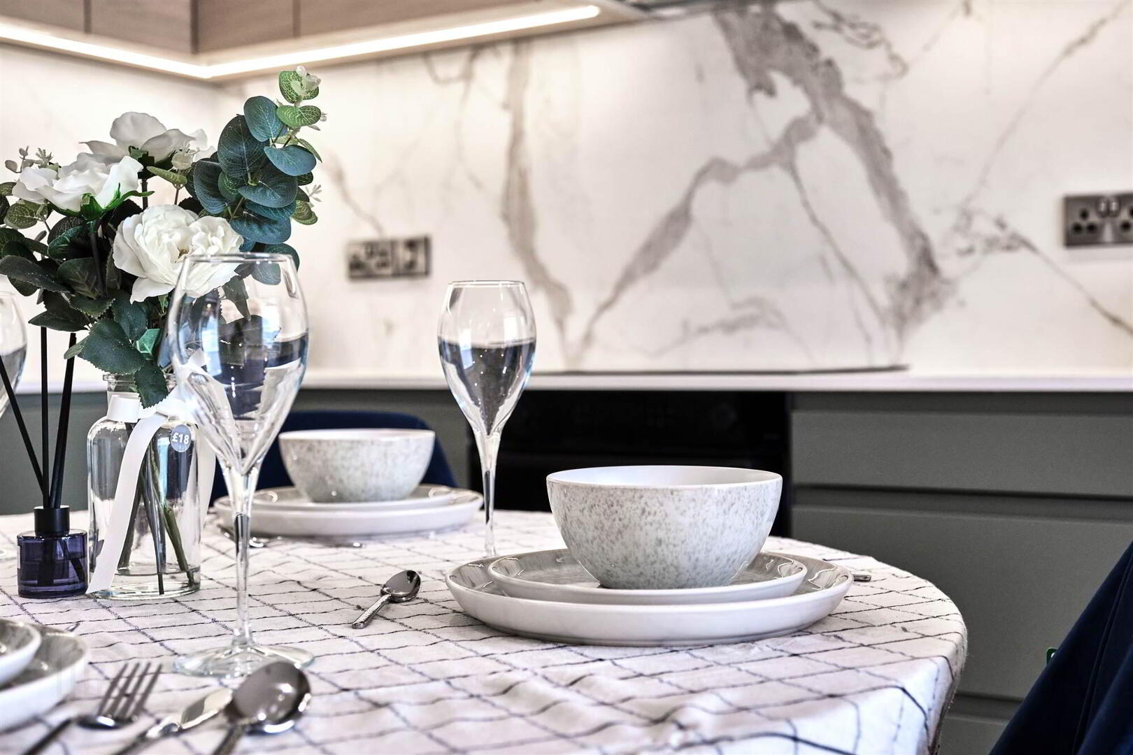 Apartment 3 19 The Promenade 12 of 25