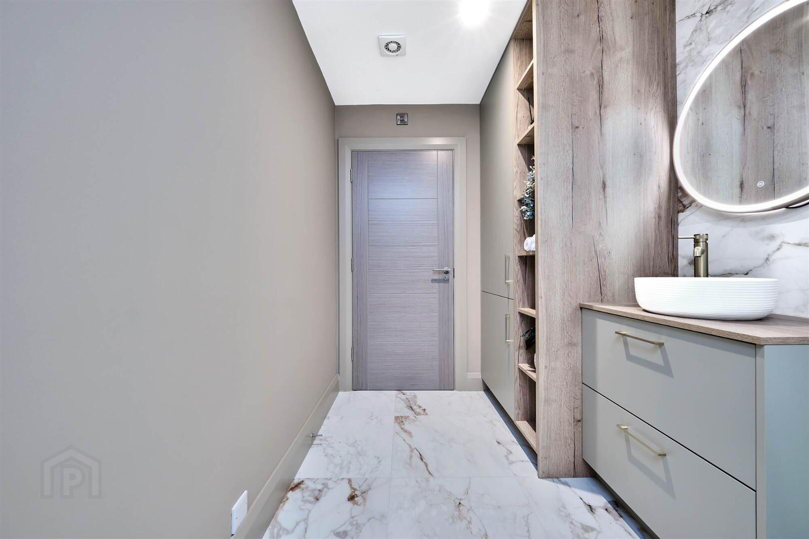 Apartment 3 19 The Promenade 15 of 25