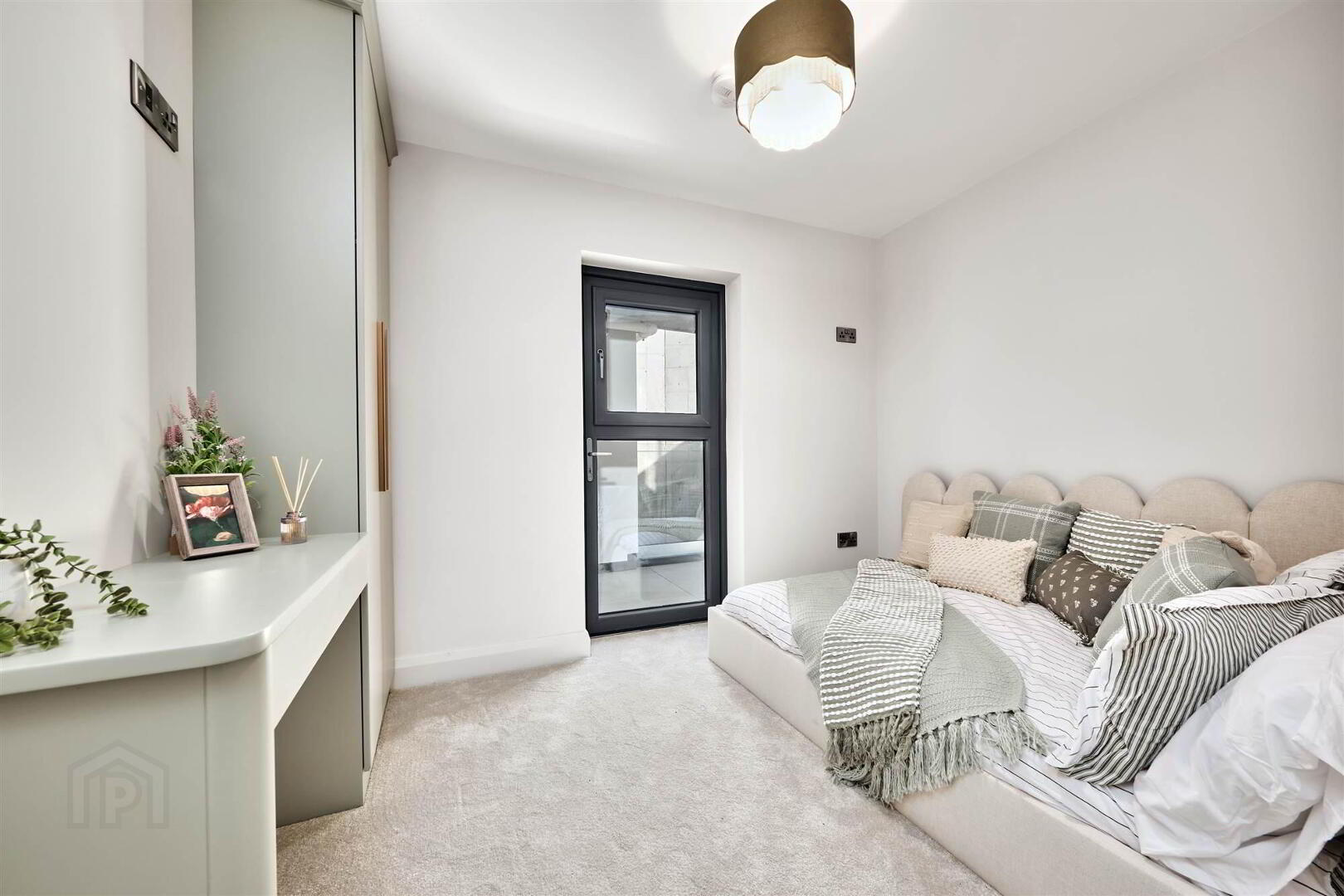 Apartment 3 19 The Promenade 19 of 25