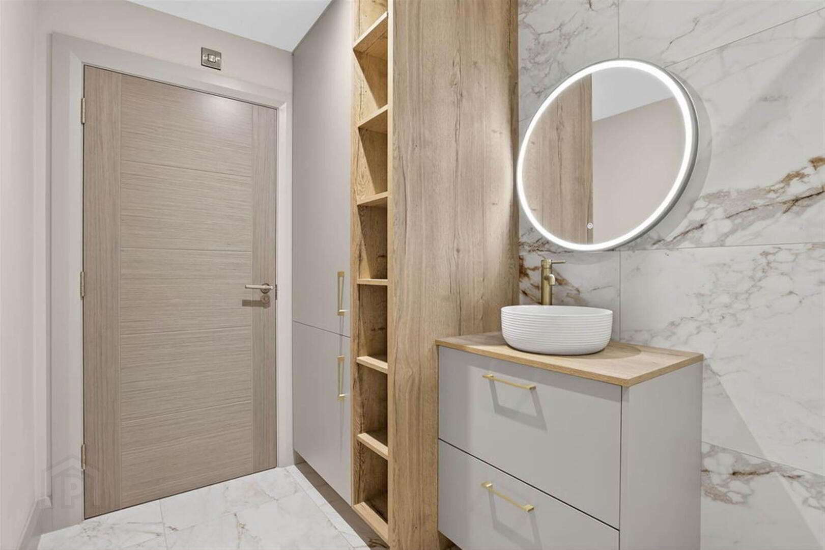 Apartment 3 19 The Promenade 16 of 30