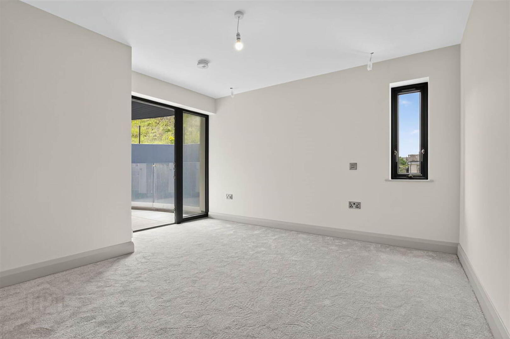 Apartment 3 19 The Promenade 21 of 30