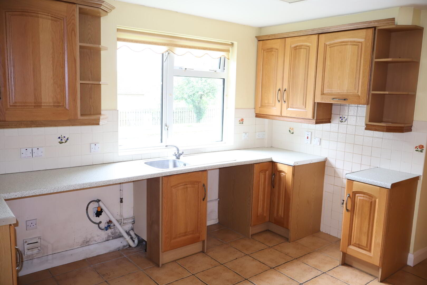 41 Wood Road 5 of 12