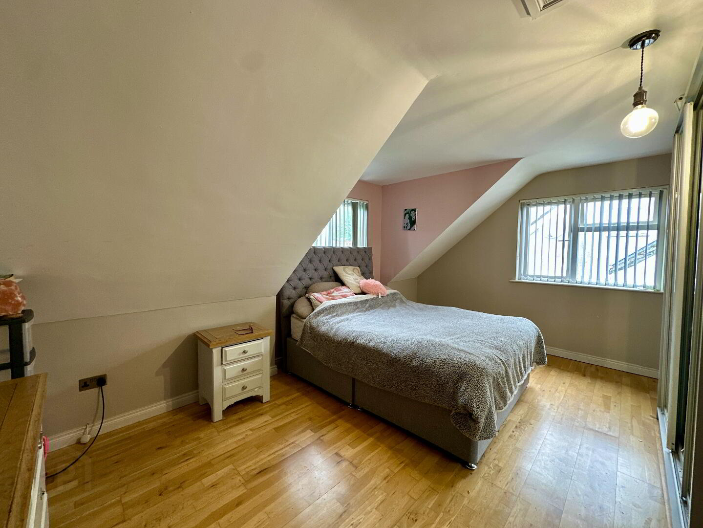 3 Longfield Heights 17 of 24