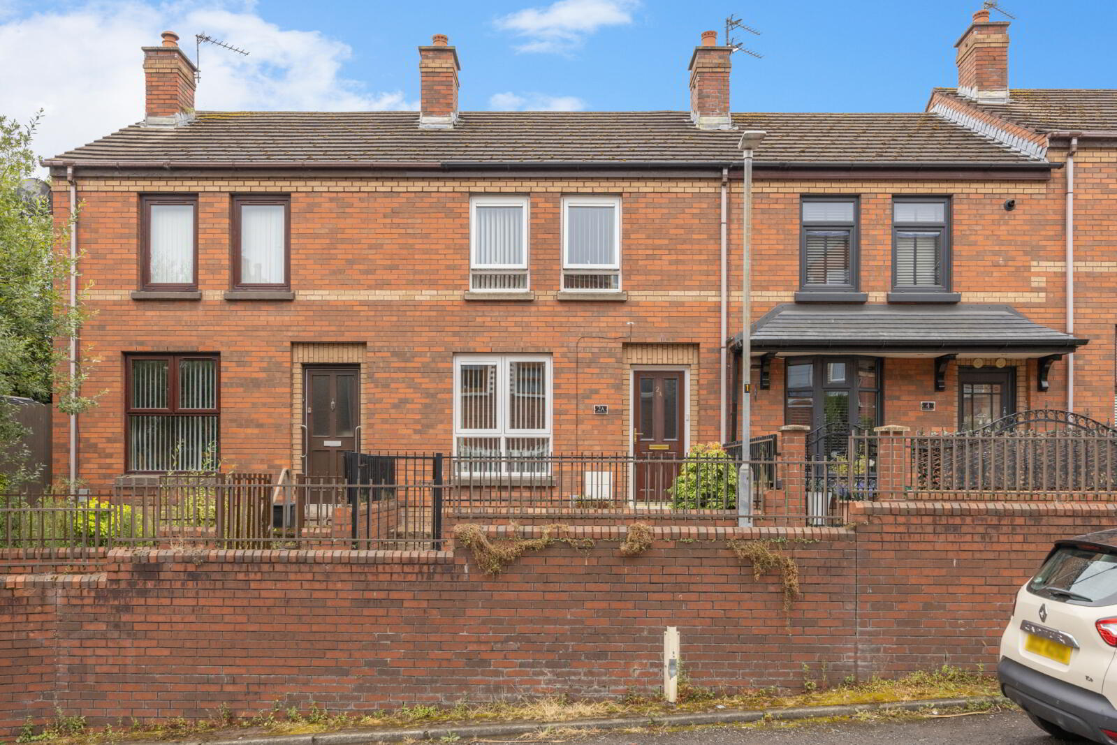 2a Vicinage Park 1 of 20