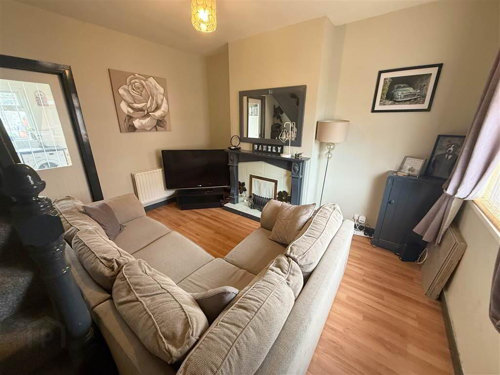 63 Channing Street 2 of 10