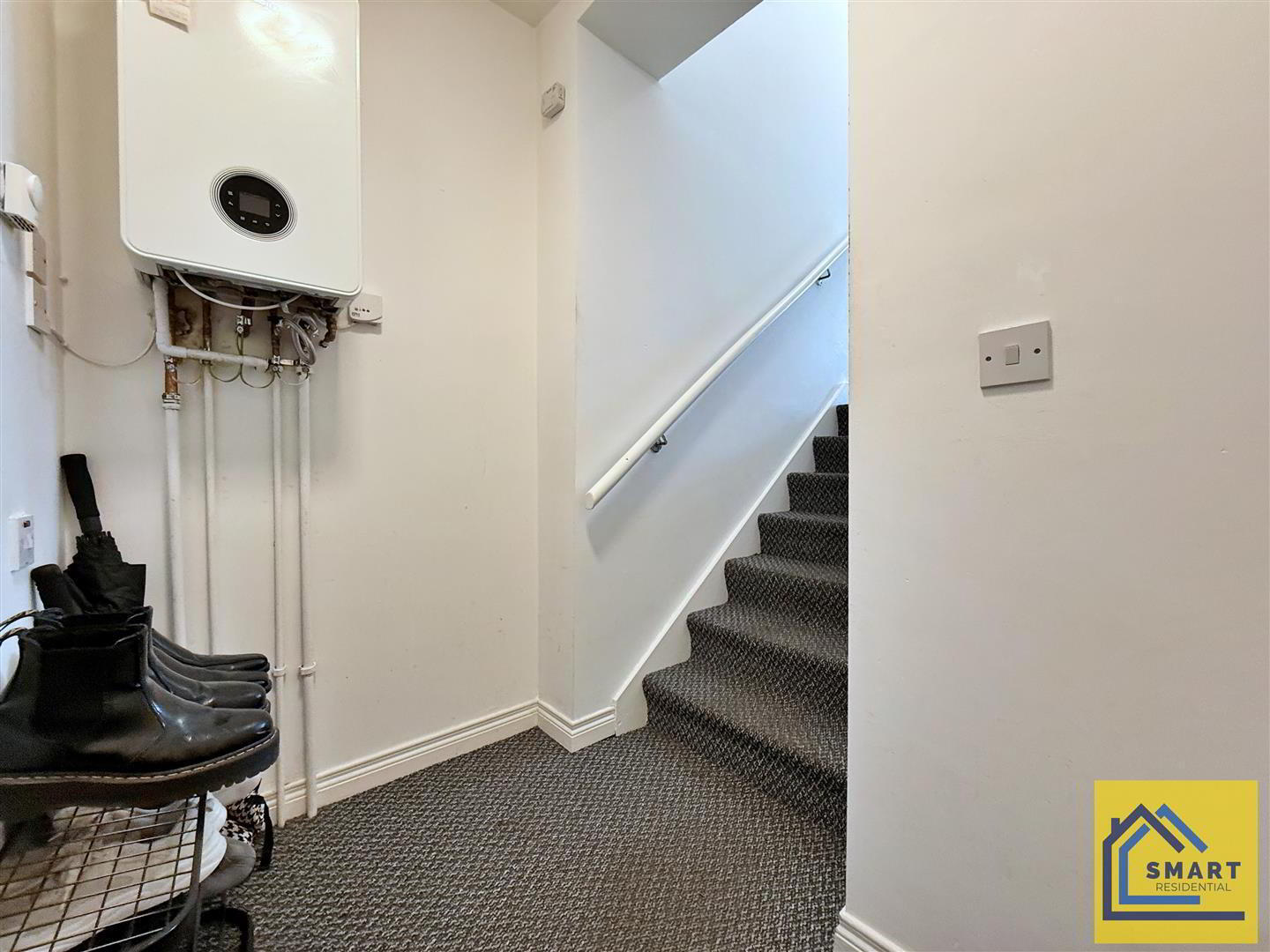 Apt 1, 1 Gawn Street 2 of 10