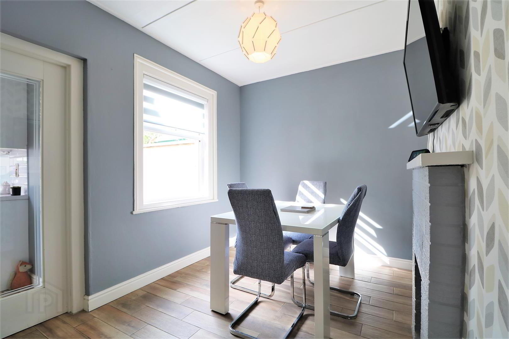130 Doagh Road 6 of 20