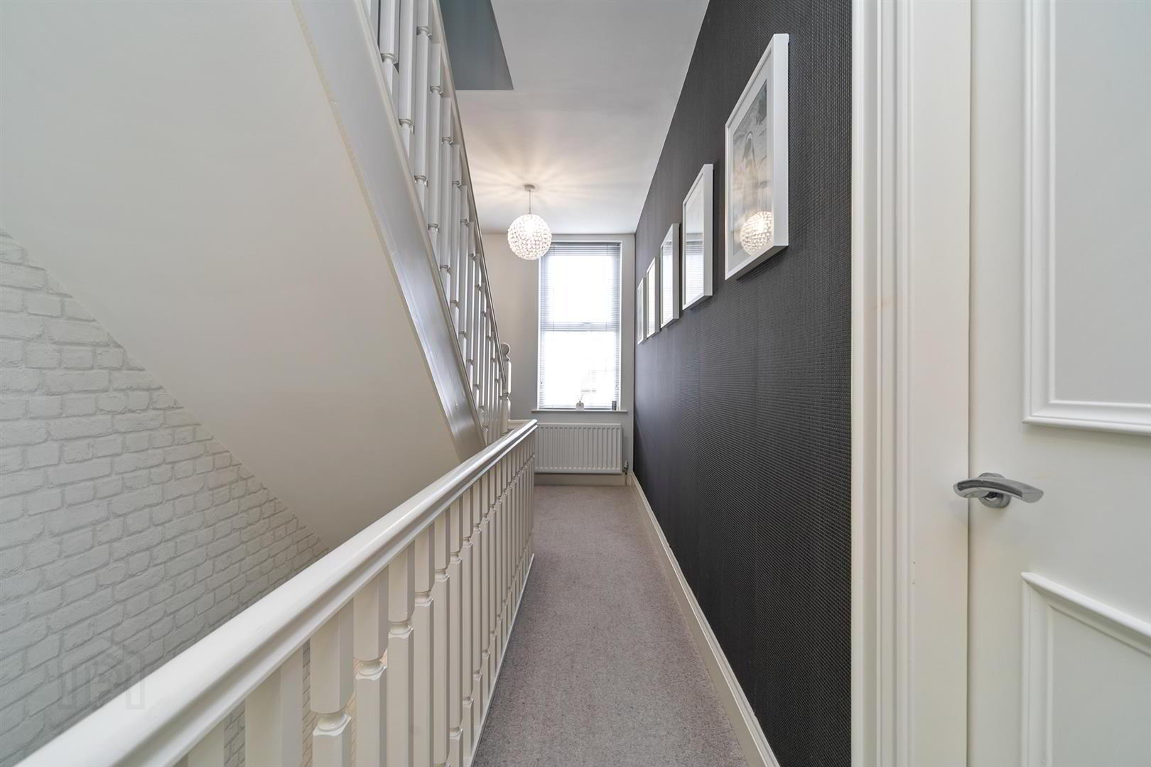 4 Bracken Hill Avenue 8 of 36