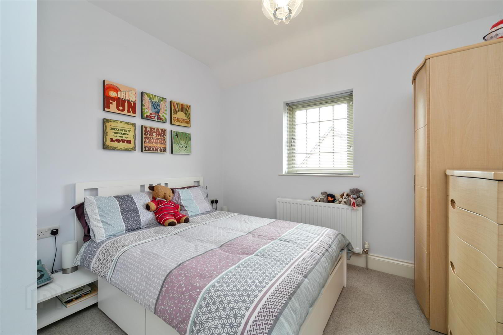 4 Bracken Hill Avenue 24 of 36