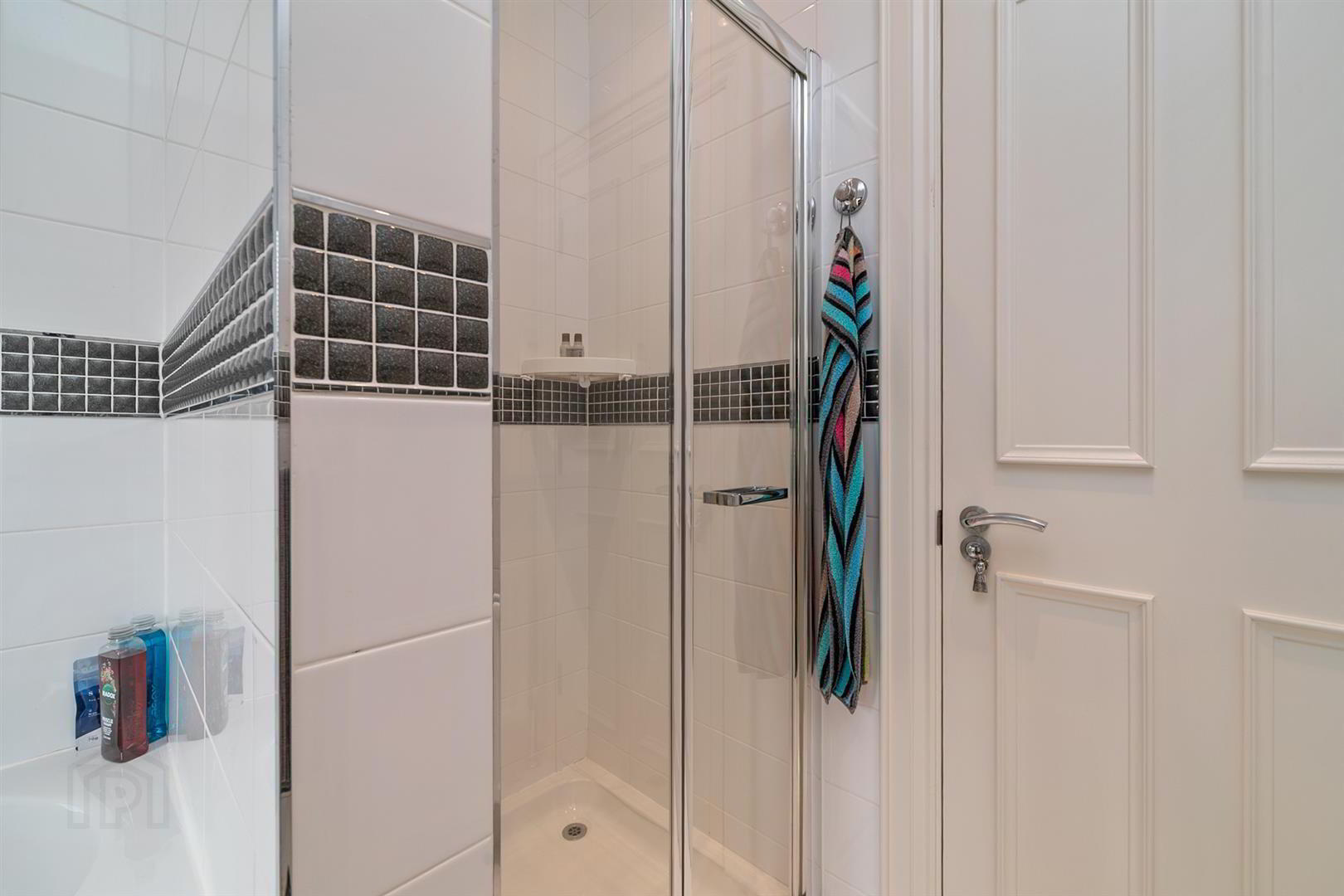 4 Bracken Hill Avenue 30 of 36