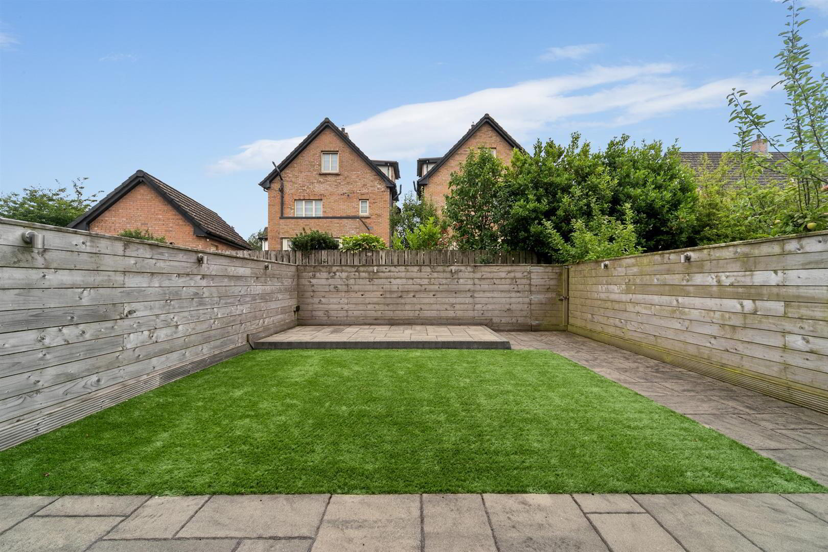 4 Bracken Hill Avenue 32 of 36