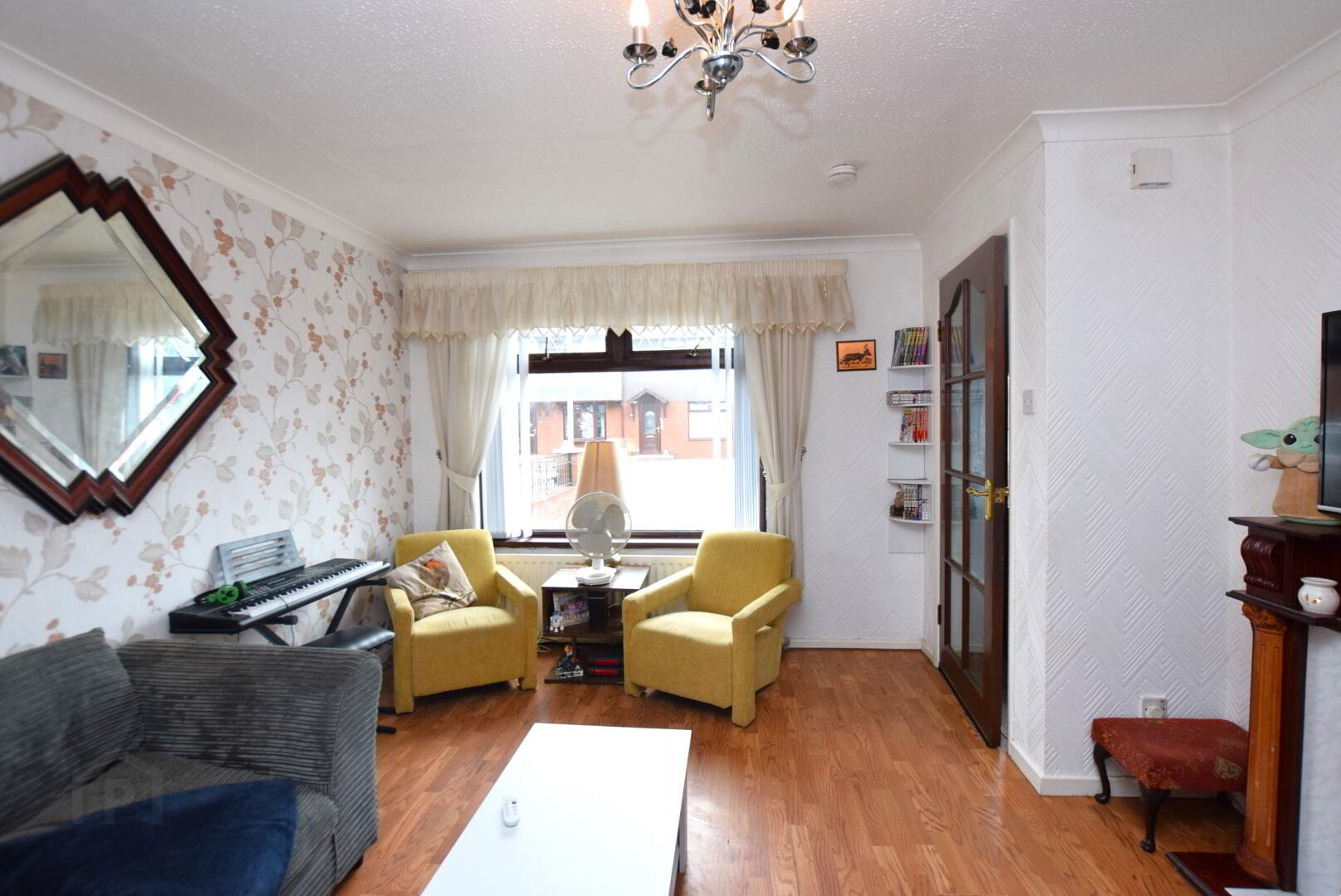 4 McArthur Court 2 of 11