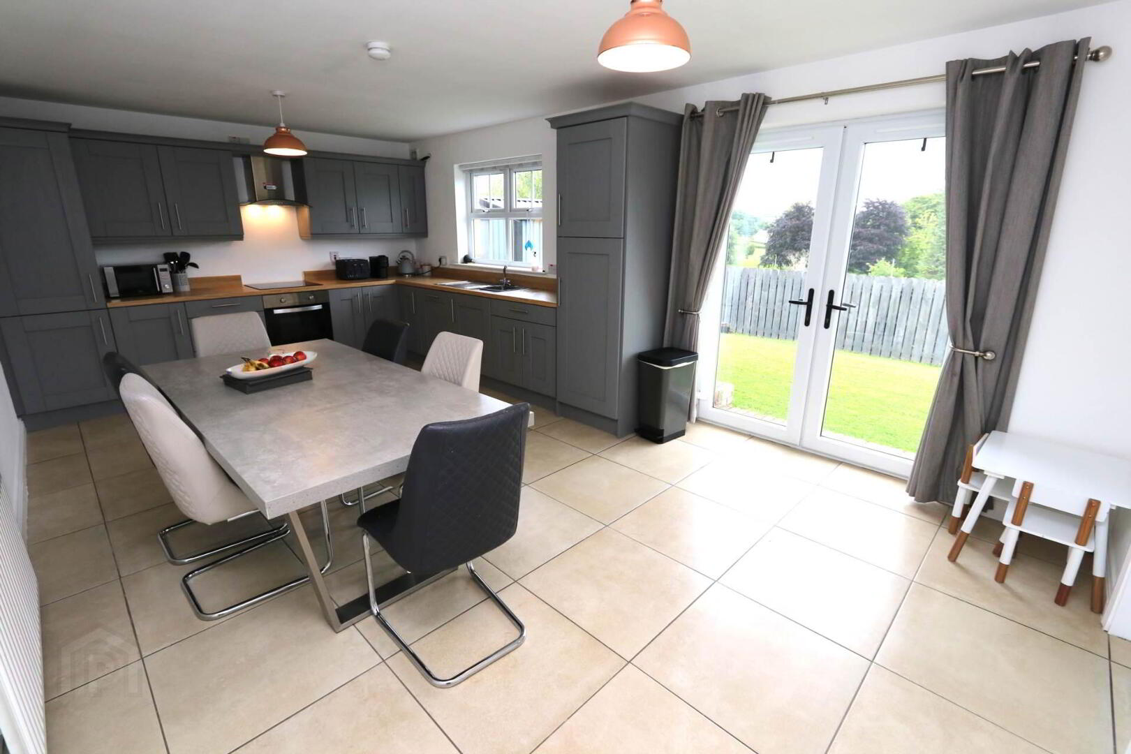 21 Killygullan Drive 10 of 44