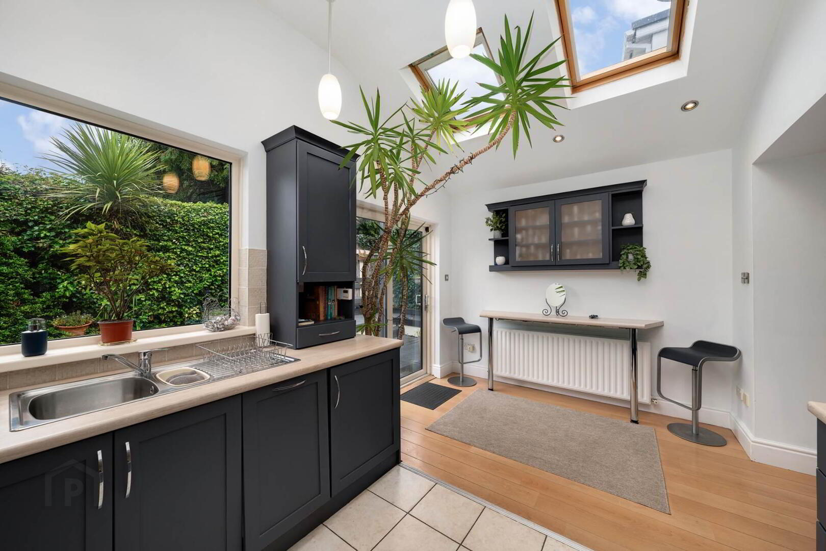 293 Blackhorse Avenue 14 of 38