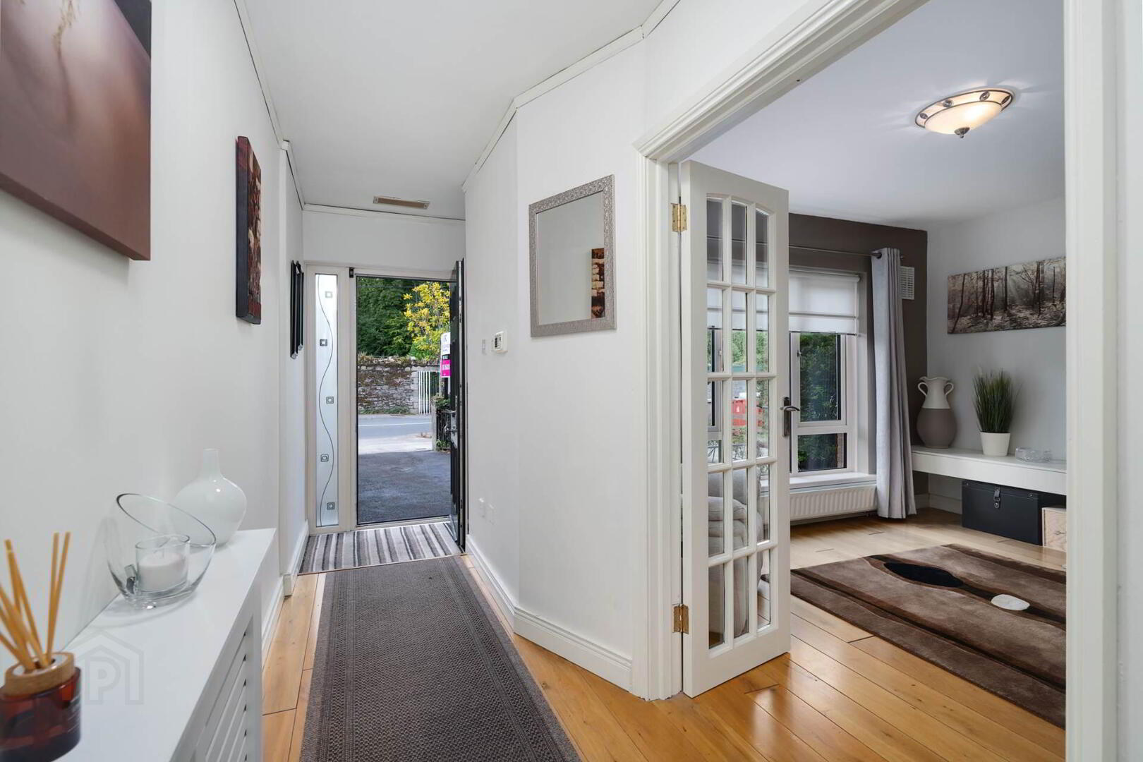 293 Blackhorse Avenue 4 of 38
