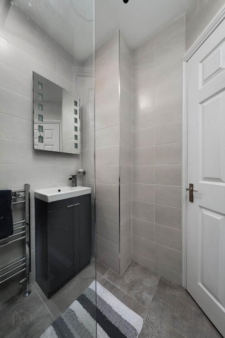 293 Blackhorse Avenue 27 of 38