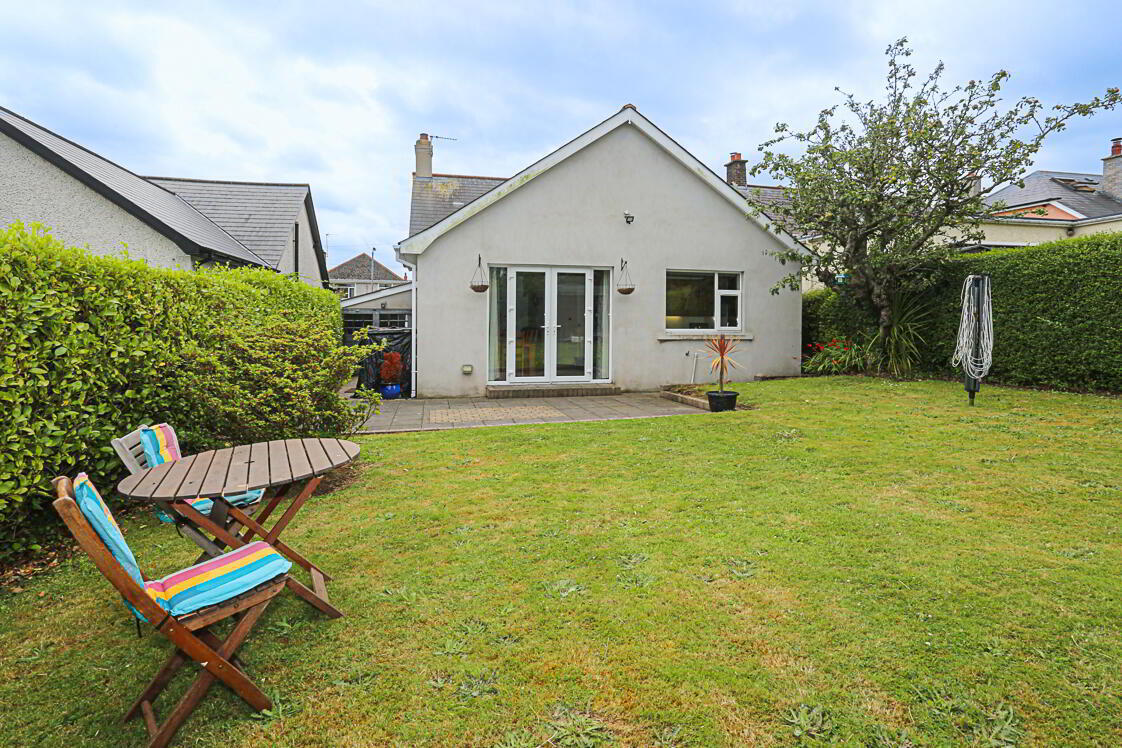 16 Donard Avenue 8 of 25