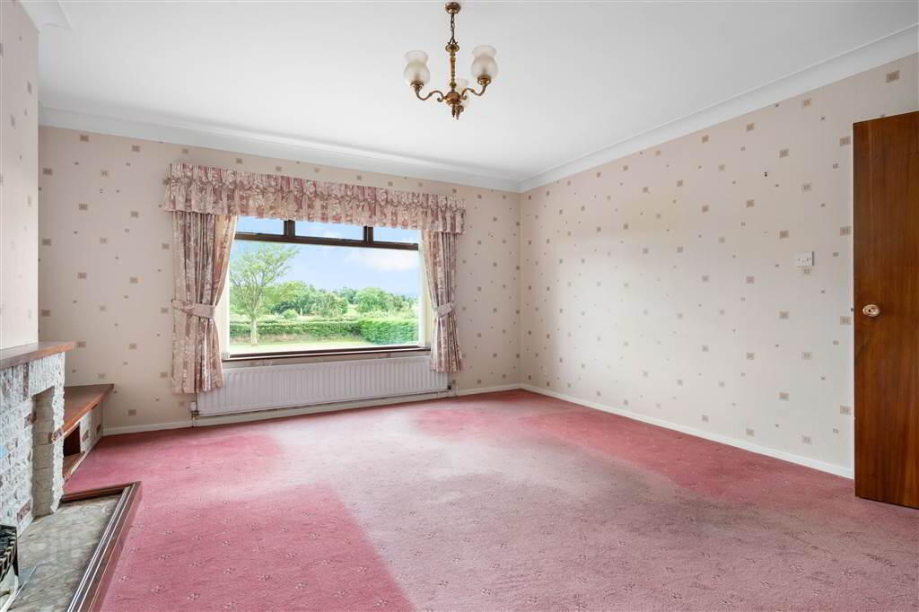 66 Carnlough Road 9 of 34