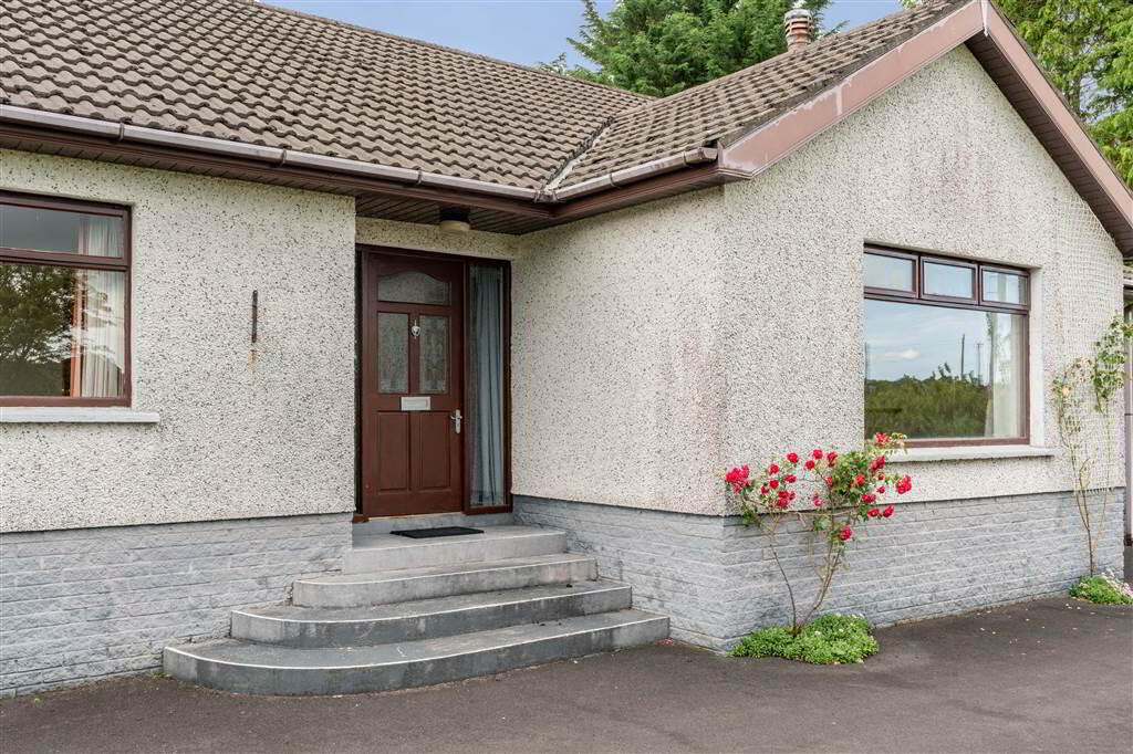 66 Carnlough Road 4 of 34