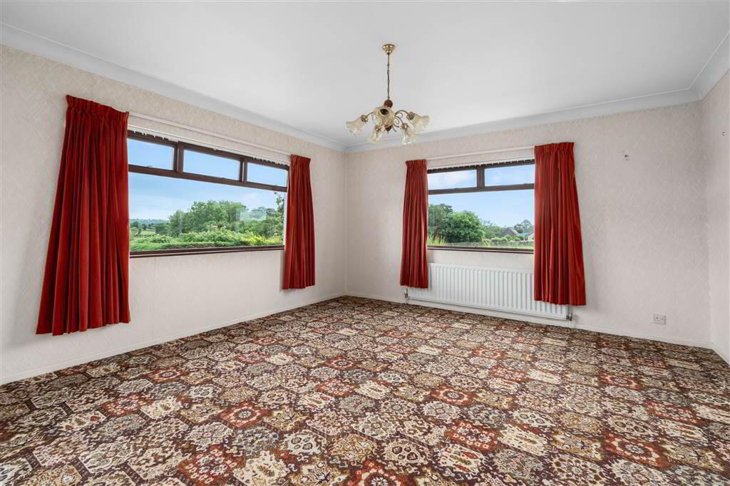 66 Carnlough Road 10 of 34