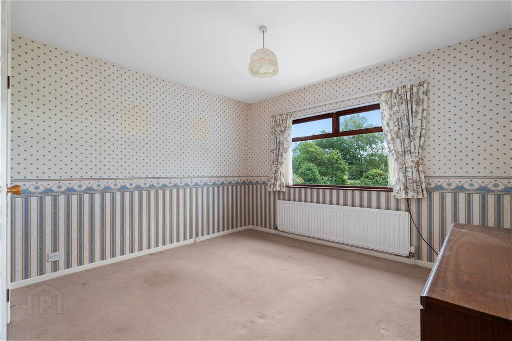 66 Carnlough Road 17 of 34