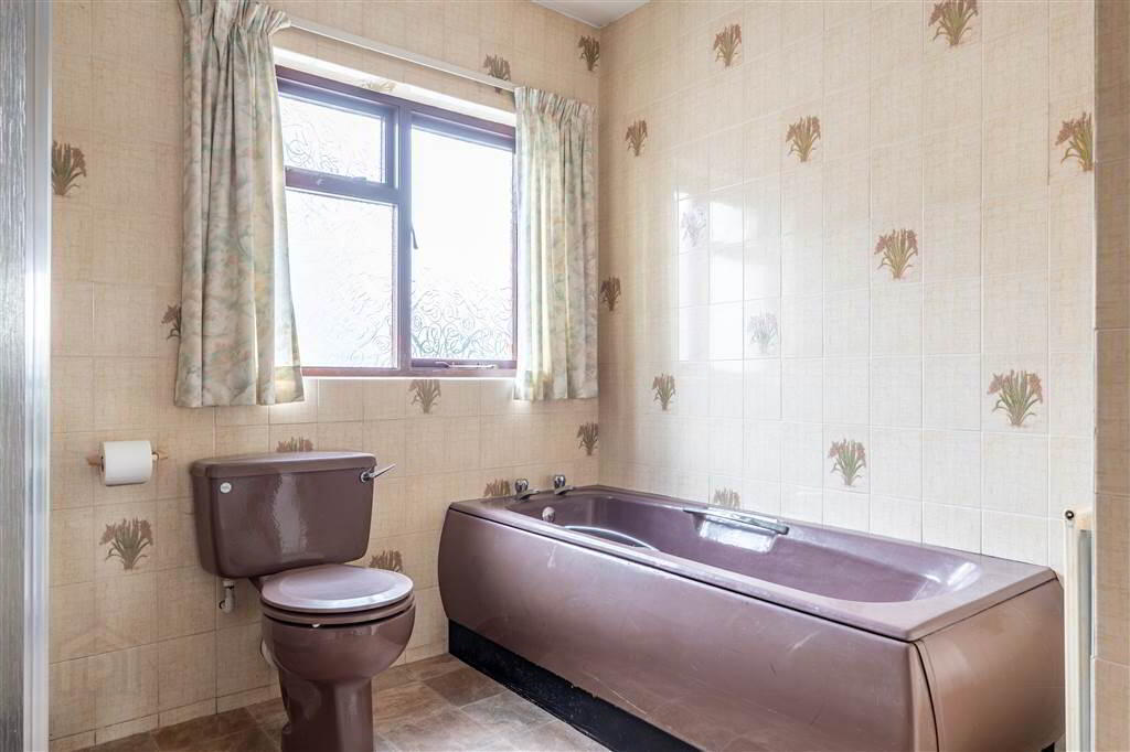 66 Carnlough Road 25 of 34