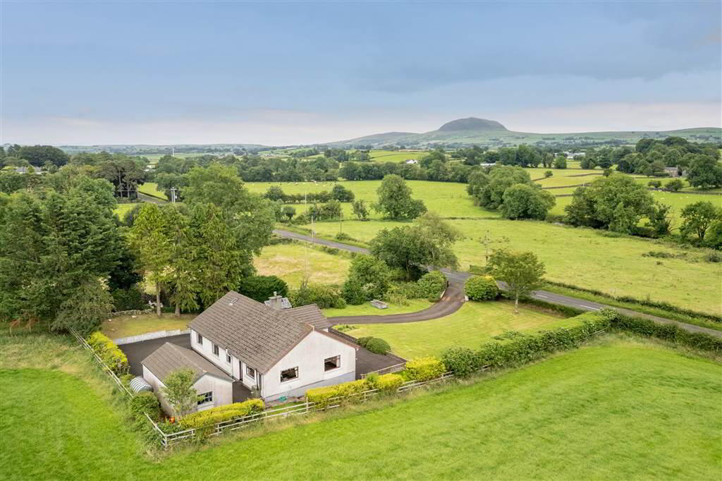 66 Carnlough Road 33 of 34