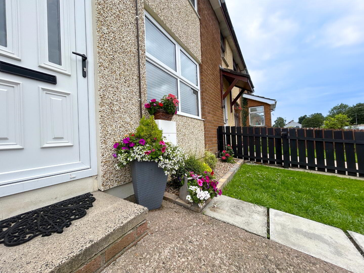 property description image