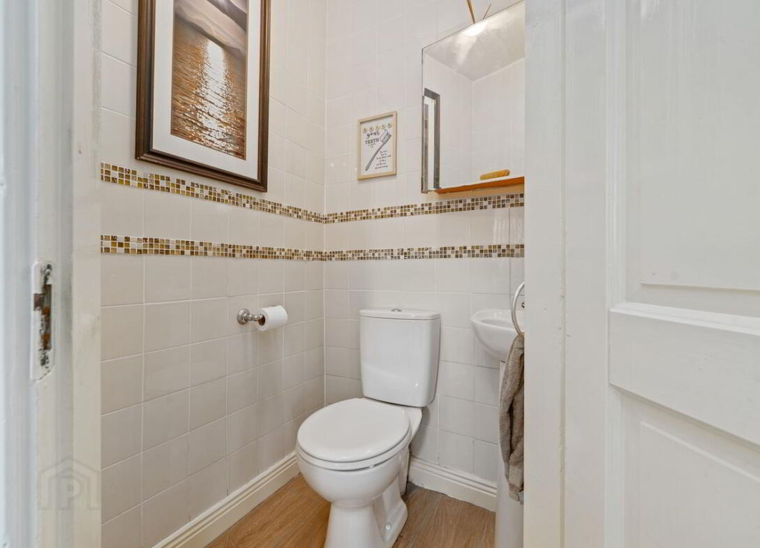 16 Castlebrook 3 of 19
