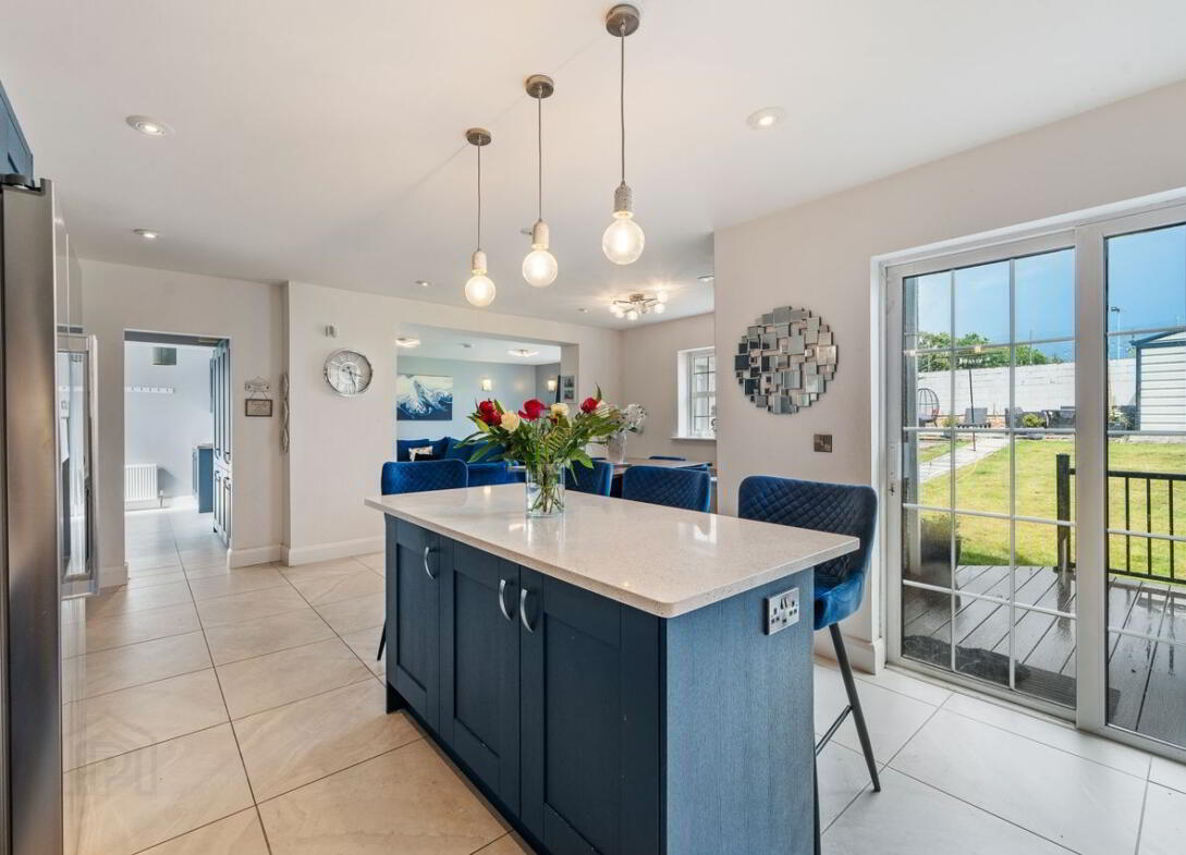 16 Castlebrook 11 of 19