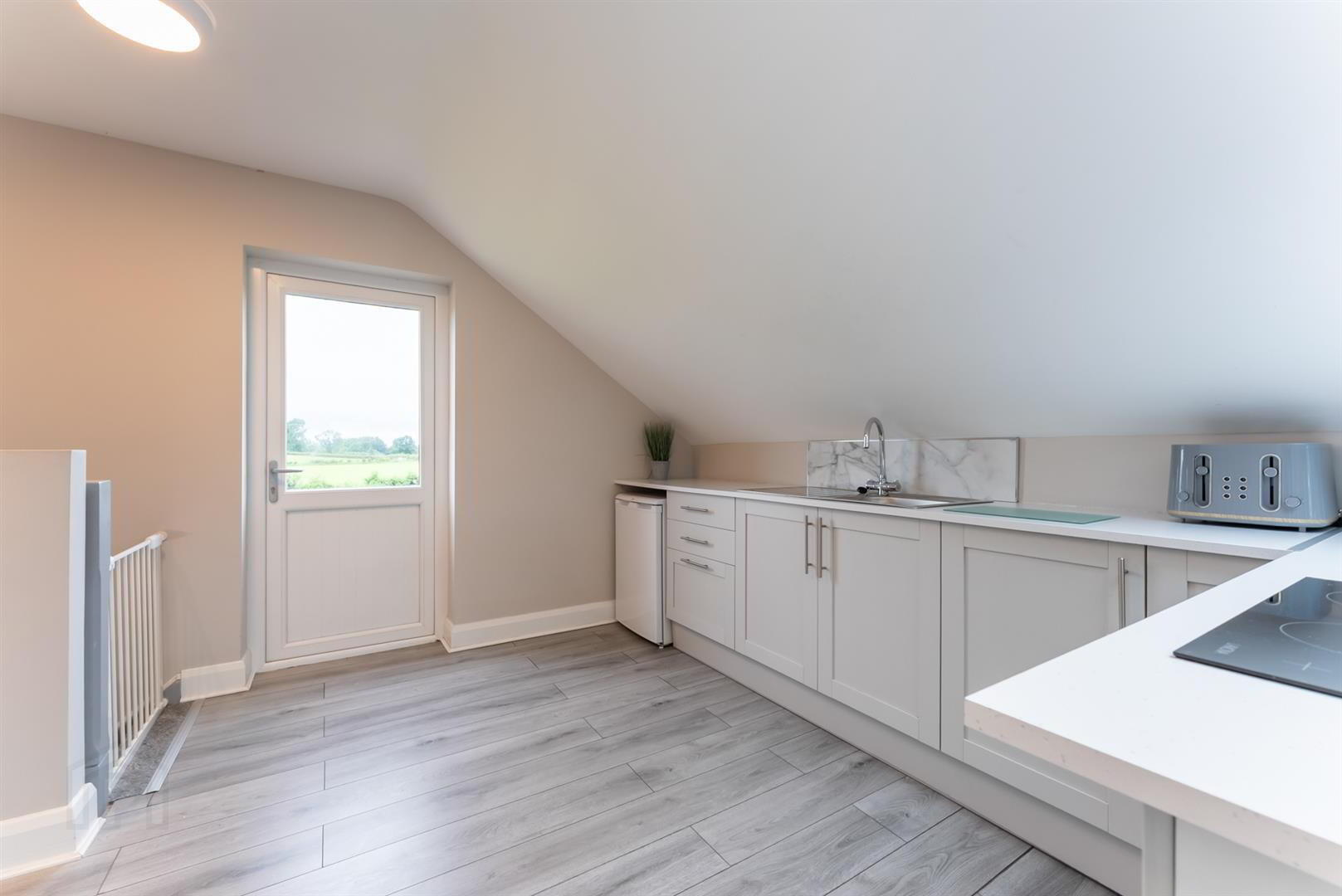 24d Crumlin Road 40 of 51