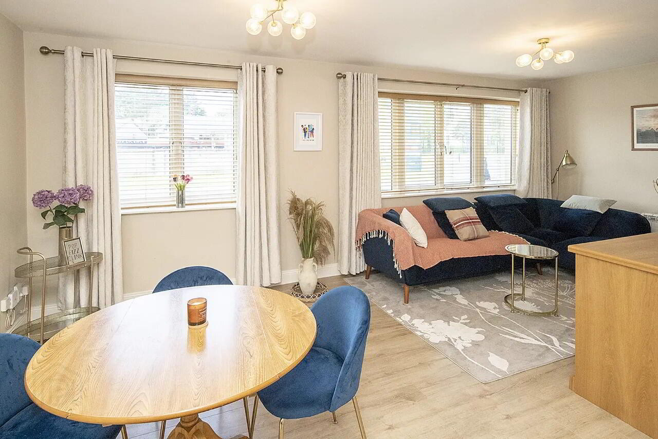 2 Blackrock Court 6 of 13