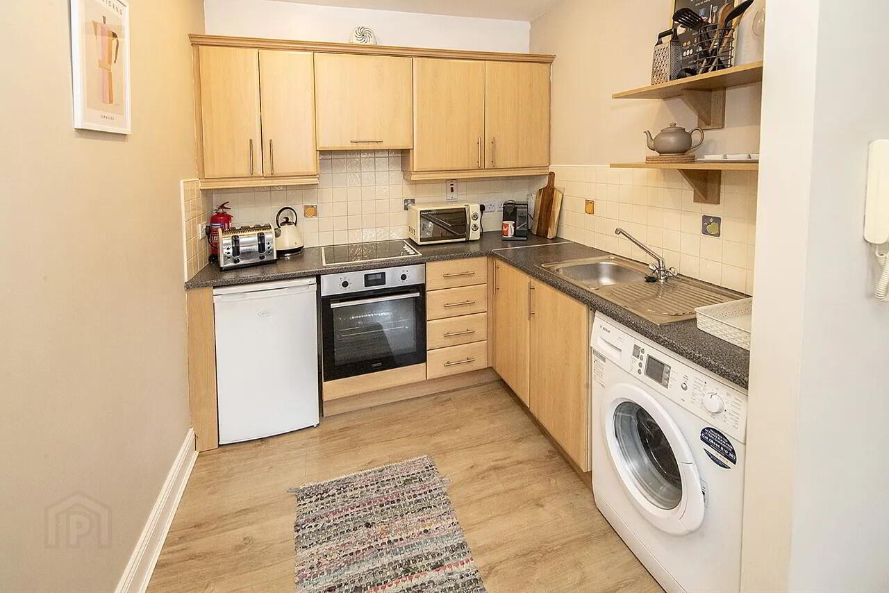 2 Blackrock Court 8 of 13