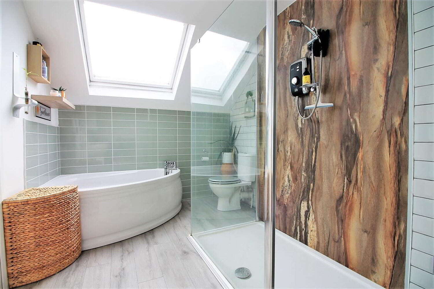 174 Whitewell Road 12 of 18