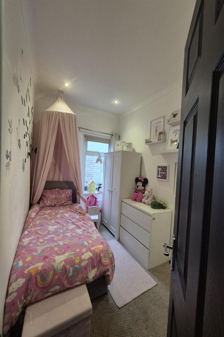 174 Whitewell Road 10 of 18